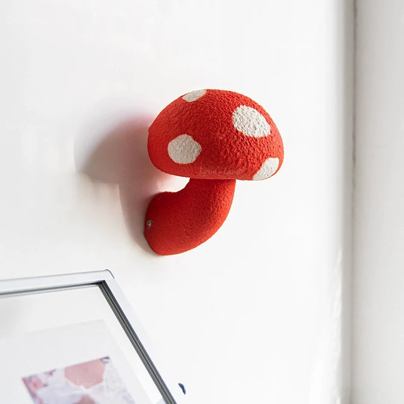 Applique murale champignon rouge salon