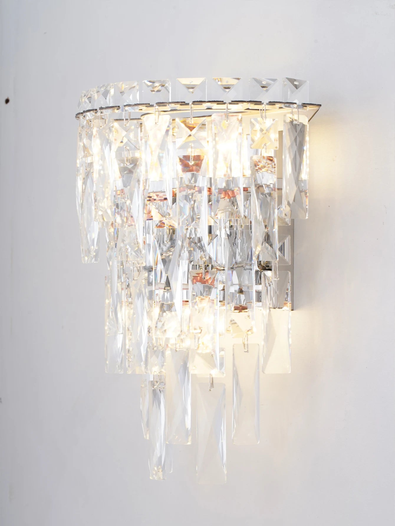 Applique murale lustre allumé de jour