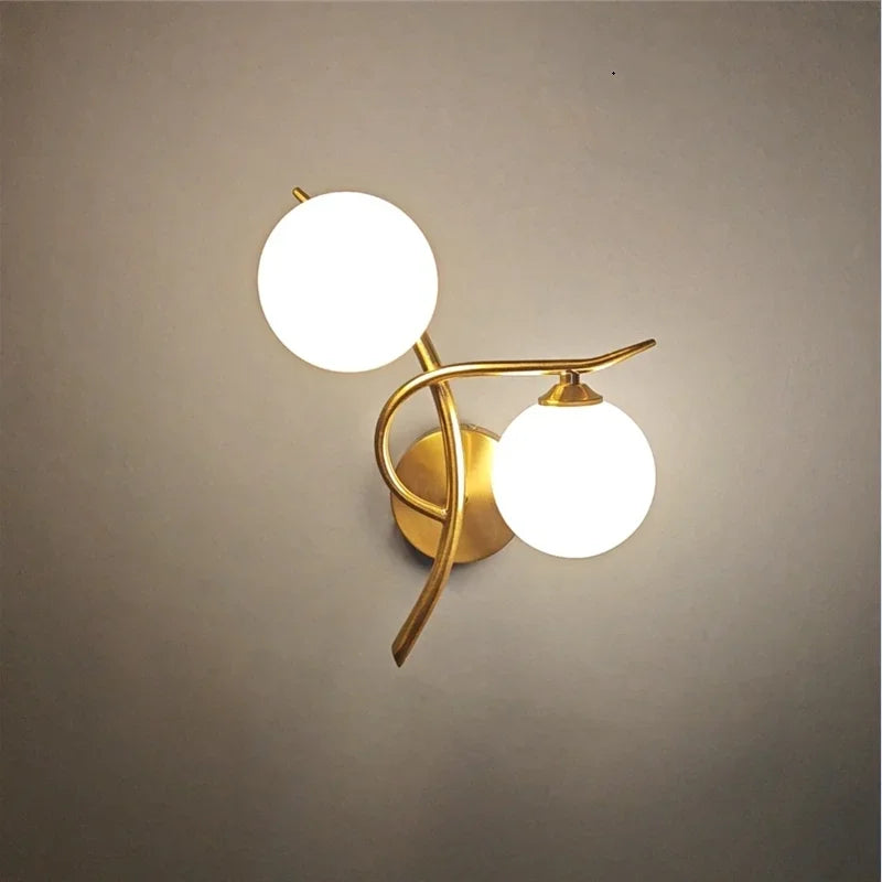 Lampes murales en fer modernes nordiques LED or allumée